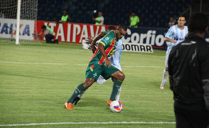 Sampaio x MAcaé-RJ, segunda rodada da Série B (Foto: Reprodução/ TV Mirante)