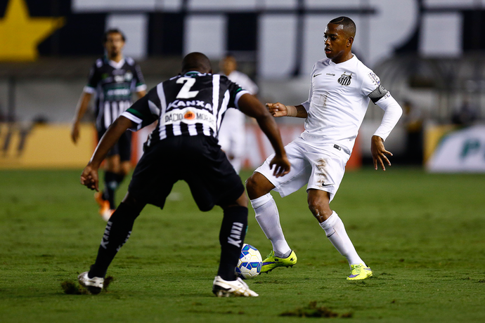 Robinho, Santos x Maringá (Foto: Ricardo Saibun / Ag. Estado)