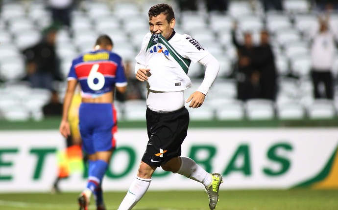 gol ruy coritiba fortaleza copa do brasil (Foto: Giuliano Gomes/PR Press)