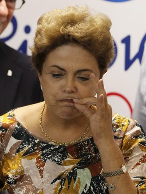 Dilma Rousseff reunião comitê Rio 2016 (Foto: Marcelo Carnaval/Agência O Globo)
