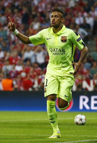 Neymar - Bayern x Barcelona (Foto: Reuters)