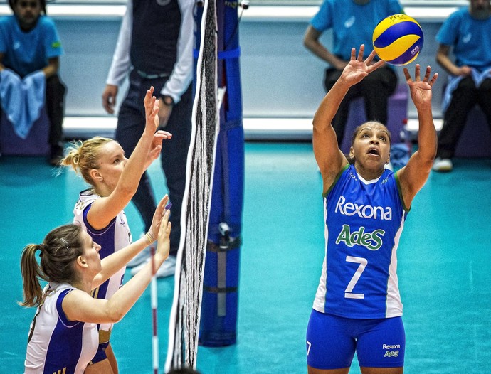 Fofão despedida Rio de Janeiro x Volero Zurich vôlei (Foto: Marcio Rodrigues/MPIX)