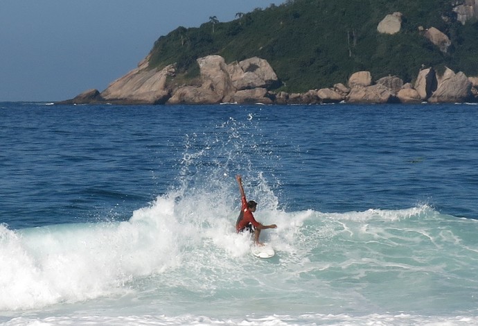 Miguel Pupo Postinho Barra da Tijuca Rio Pro (Foto: Flávio Dilascio)