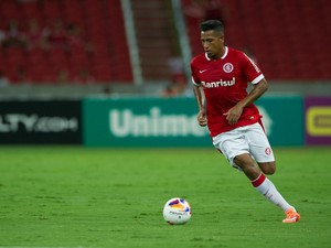 Nicolás Freitas volante Inter (Foto: Alexandre Lops / Divugação Inter)