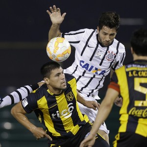 Felipe Corinthians Guarani (Foto: Norberto Duarte/AFP/Getty Image)