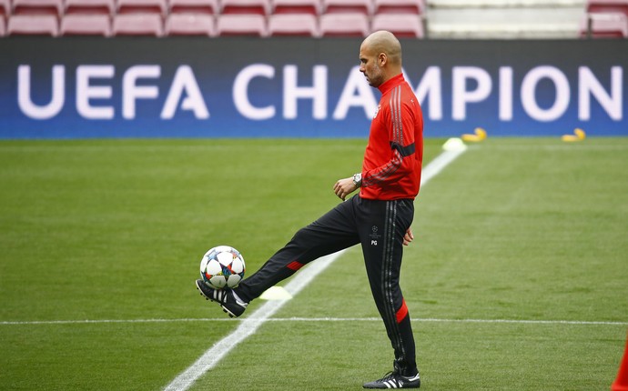 Pep Guardiola treino Bayern Camp Nou (Foto: Reuters)