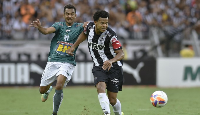 Atlético-MG x Caldense, Campeonato Mineiro, Mineirão, Edcarlos (Foto: Douglas Magno)