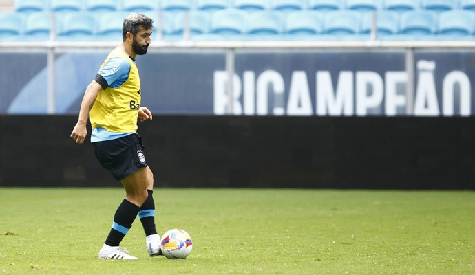 Douglas grêmio treino (Foto: Lucas Uebel/Grêmio)