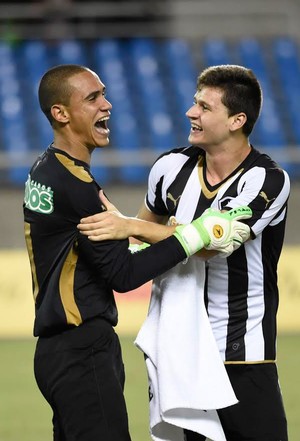 Botafogo x Fluminense, Renan (Foto: André Durão)