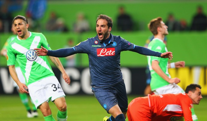 Higuain - Napoli x Wolfsburg (Foto: Getty Images)