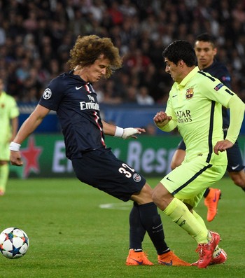 David Luiz Luis Suárez PSG Barcelona (Foto: AFP)