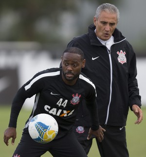 Vager Love Tite Corinthians (Foto: Daniel Augusto Jr/Ag. Corinthians)