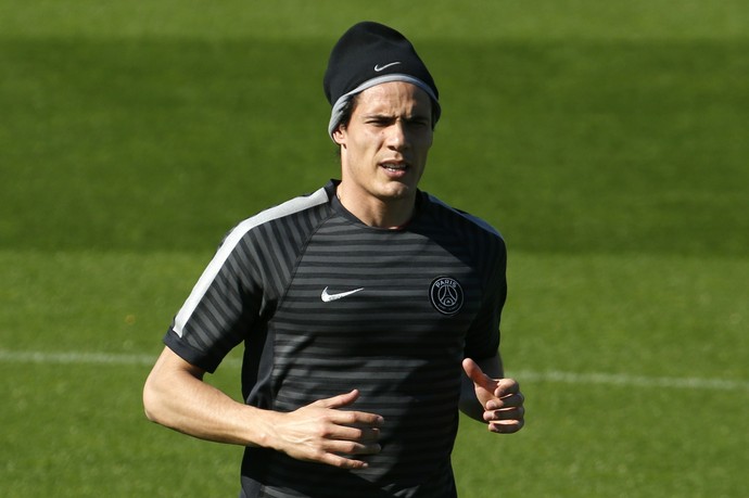 Cavani treino do Paris Saint-Germain (Foto: Reuters)