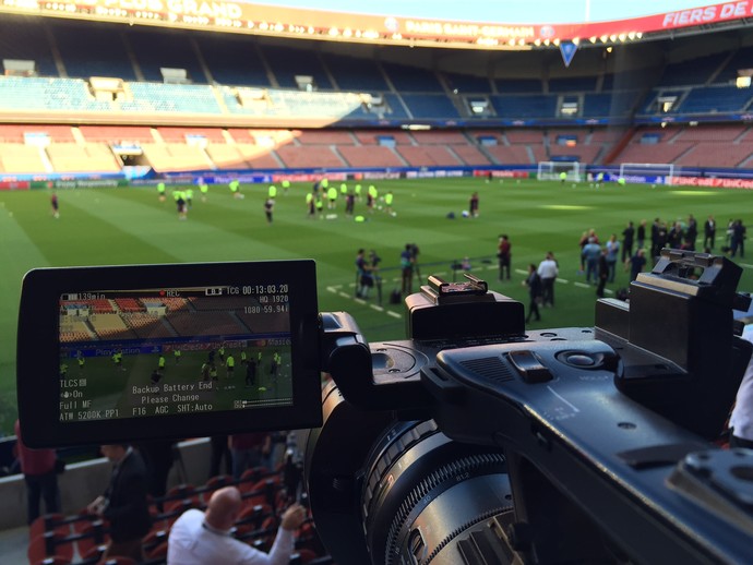 Parque dos Príncipes - PSG x Barcelona (Foto: Cassio Barco / GloboEsporte.com)