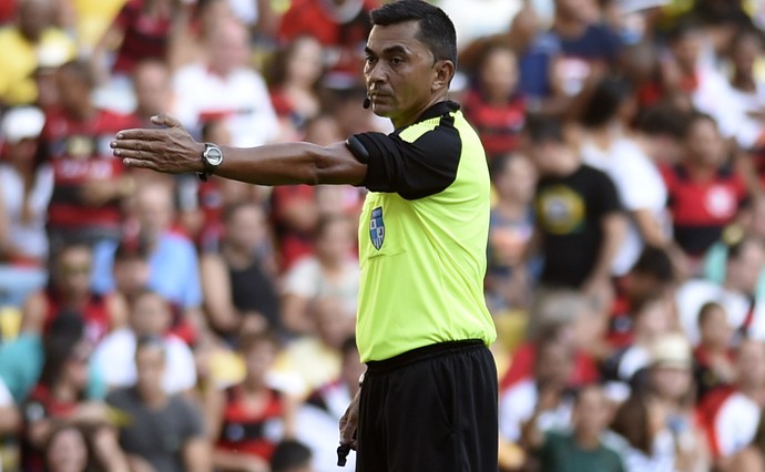 Flamengo x Vasco - árbitro João Batista Arruda (Foto: André Durão)