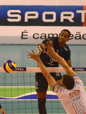 Leal Cruzeiro Sesi final Superliga (Foto: Alexandre Arruda/CBV)