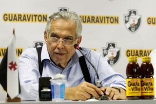 Eurico Miranda, Novo Patrocínio camisa Vasco (Foto: Marcelo Sadio / Vasco.com.br)