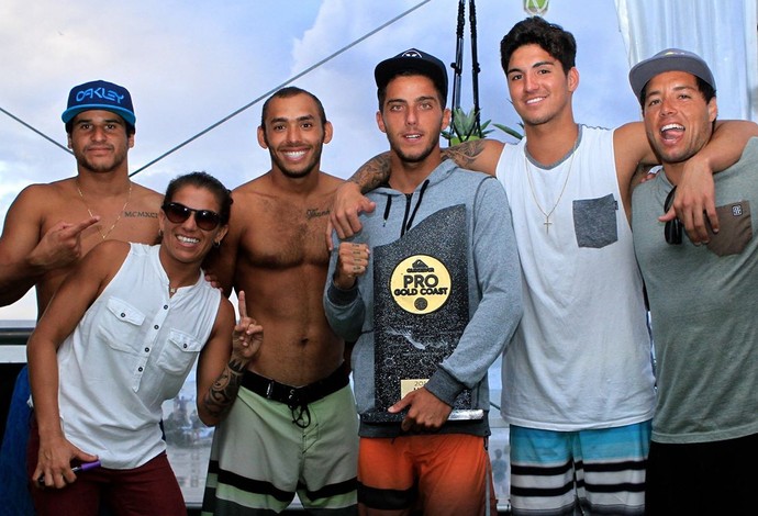 Ítalo Ferreira, Silvana Lima, Jadson André, Filipe Toledo, Gabriel Medina e Mineirinho (Foto: Aires Nicolay)