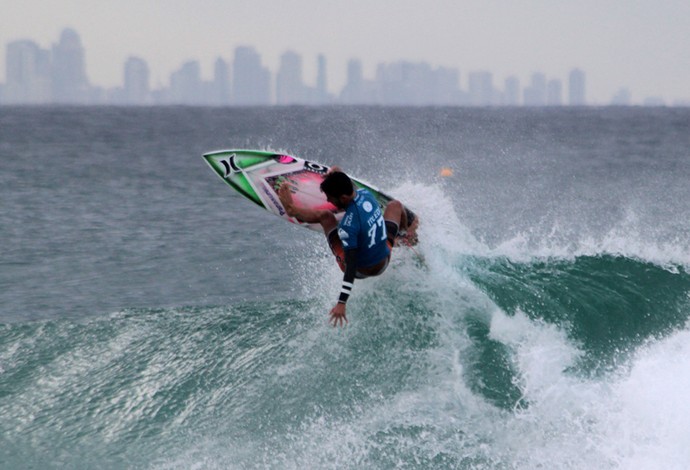 Filipe Toledo campeão da etapa de Gold Coast surfe (Foto: Luciana Pinciara/Motion Photos)