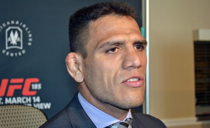 Rafael dos Anjos (Foto: Raphael Marinho)