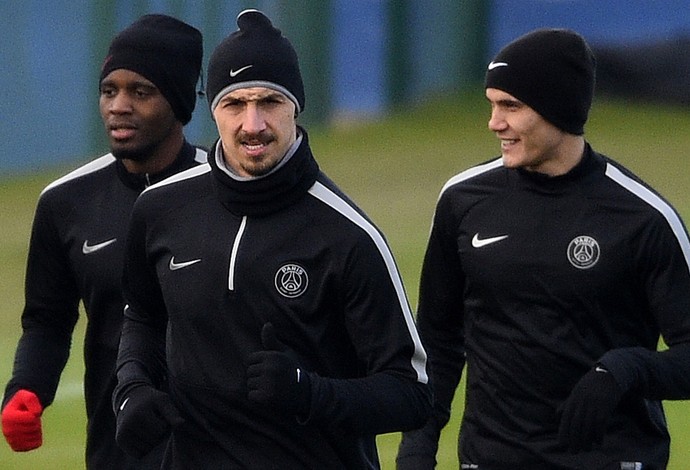 Ibrahimovic, treino PSG (Foto: AFP)