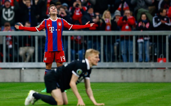 Gotze Bayern de Munique x Eintracht Braunschweig (Foto: AP)