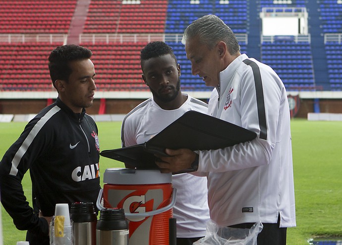 tite jadson mendoza corinthians  (Foto: Daniel Augusto Jr./Agência Corinthians)