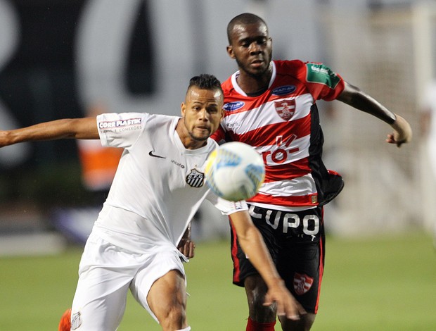 Geuvânio santos x linense (Foto: Rafael Arbex/Agência Estado)