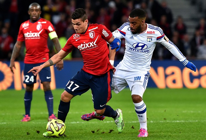 Marco Lopes e Alexandre Lacazette, lille 2 x 1 Lyon (Foto: AFP)