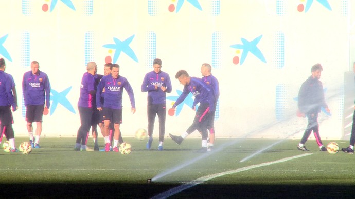 Neymar, Treino do Barcelona (Foto: Cassio Barco)