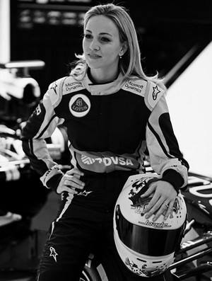 Carmen Jorda pilota de desenvolvimento lotus (Foto: Reprodução / Twitter)