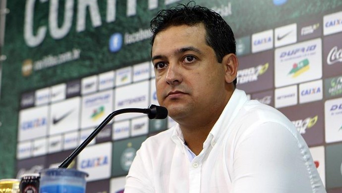 Técnico Marquinhos Santos do Coritiba (Foto: Site oficial do Coritiba/Divulgação)