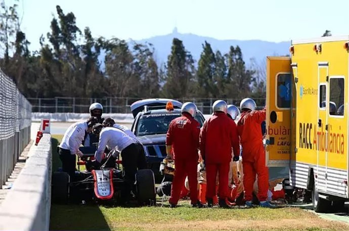 Alonso bate treino Barcelona F1 (Foto: Twitter)