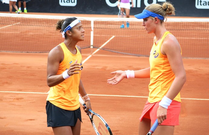 Tenis Bia Haddad e Teliana (Foto: Thiago Quintella)