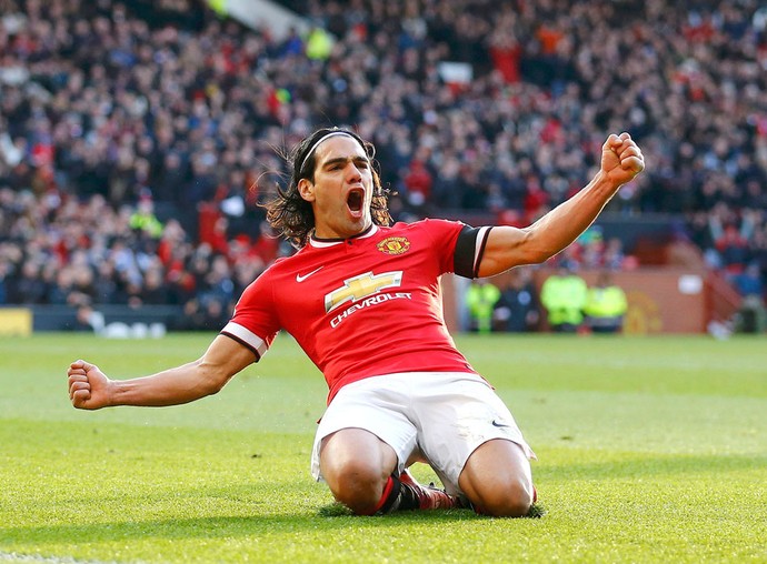 Falcao comemora gol do Manchester United contra o Leicester (Foto: Agência Reutes)