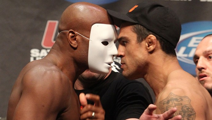 UFC - Encarada de Anderson Silva e Vitor Belfort (Foto: Getty Images)