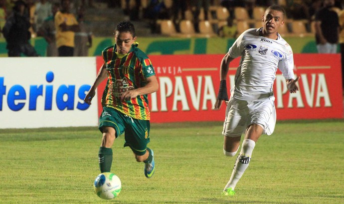 Pimentinha fez dois gols contra Bragantino, no Castelão, pela Série B do Brasileirão (Foto: De Jesus/O Estado)