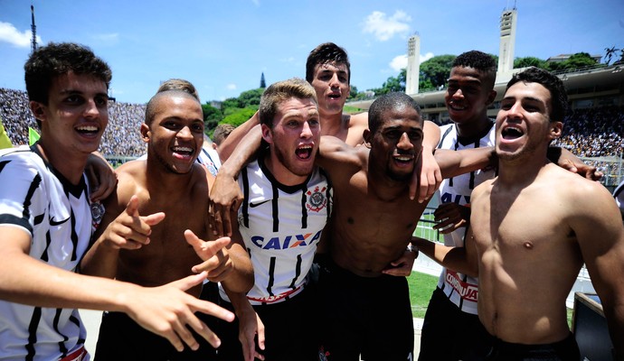 corinthians campeão copa sp (Foto: Marcos Ribolli)