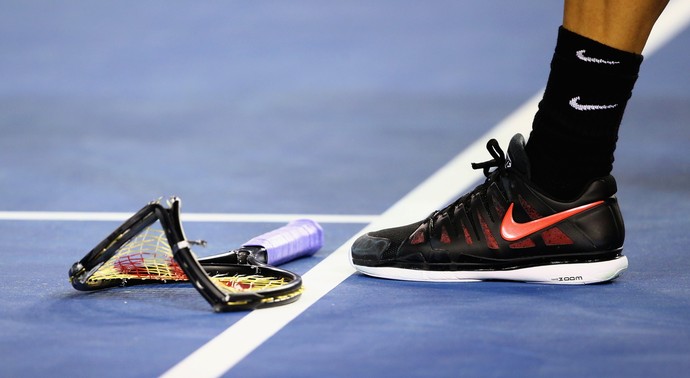 Raquete destruída Dimitrov (Foto: Getty Images)