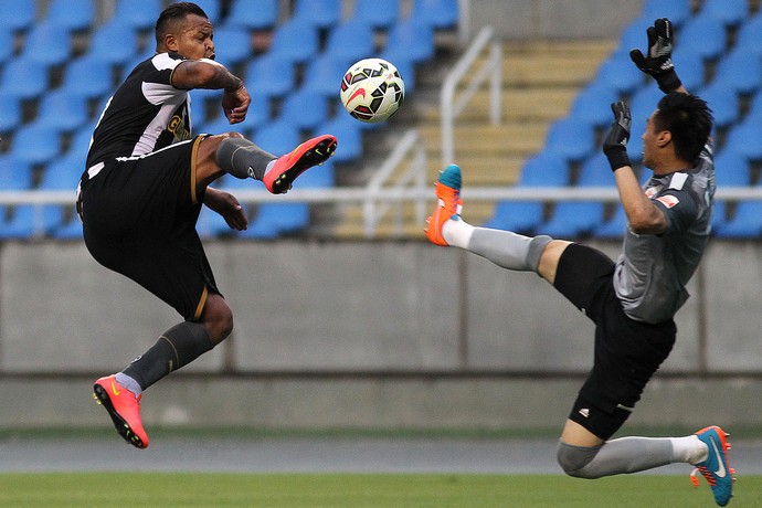 Bill Botafogo x Shandong Luneng (Foto: Vitor Silva / SSPress)