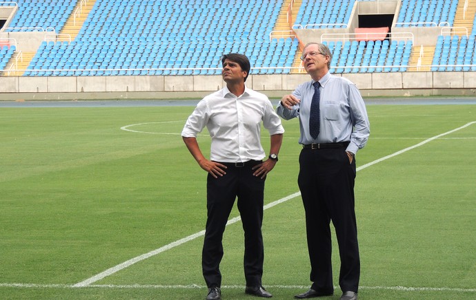 Visita Prefeitura Botafogo Egnenhão (Foto: Fabio Lima)