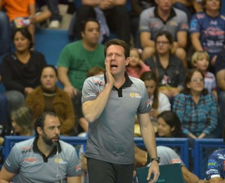 Cézar Douglas técnico Taubaté Vôlei (Foto: Vôlei Taubaté/ Divulgação)