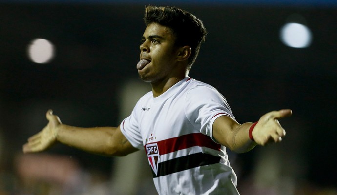 João Paulo gol São Paulo, Copinha (Foto: Miguel Schincariol / Ag. Estado)