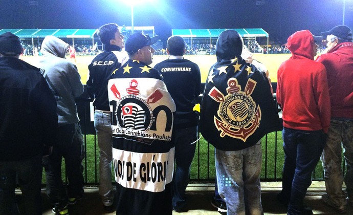 Torcida Corinthians (Foto: Diego Ribeiro)