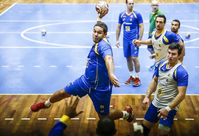 Vinícius chega ao seu terceiro mundial pela seleção brasileira (Foto: Wander Roberto/Photo&Grafia)