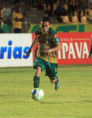 Pimentinha fez dois gols contra Bragantino, no Castelão, pela Série B do Brasileirão (Foto: De Jesus/O Estado)