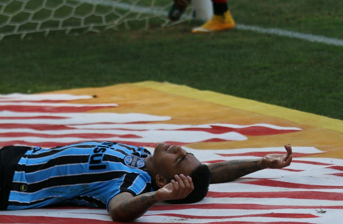 Dudu, atacante do Grêmio (Foto: Diego Guichard)