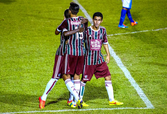 Comemoração do Fluminense contra o Comercial - Copa SP (Foto: Olicio Pelosi / Agência estado)