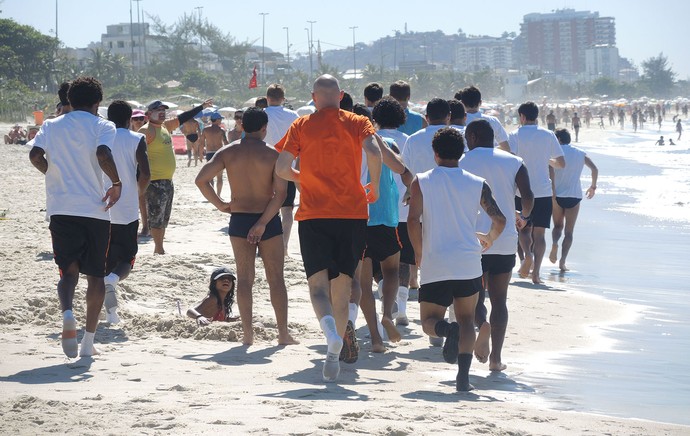 Treino Shakhtar Praia Rio de Janeiro (Foto: Cintia Barlem)