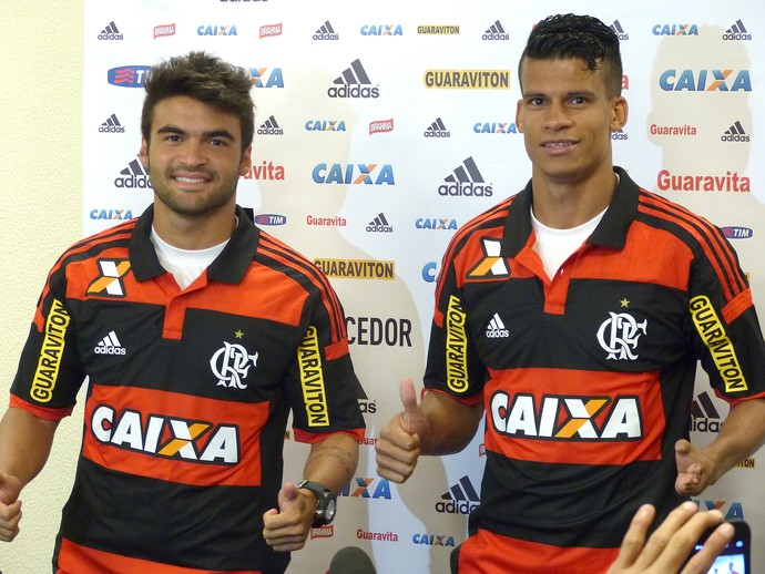 Thallyson e Arthur Maia flamengo (Foto: Carlos Mota)